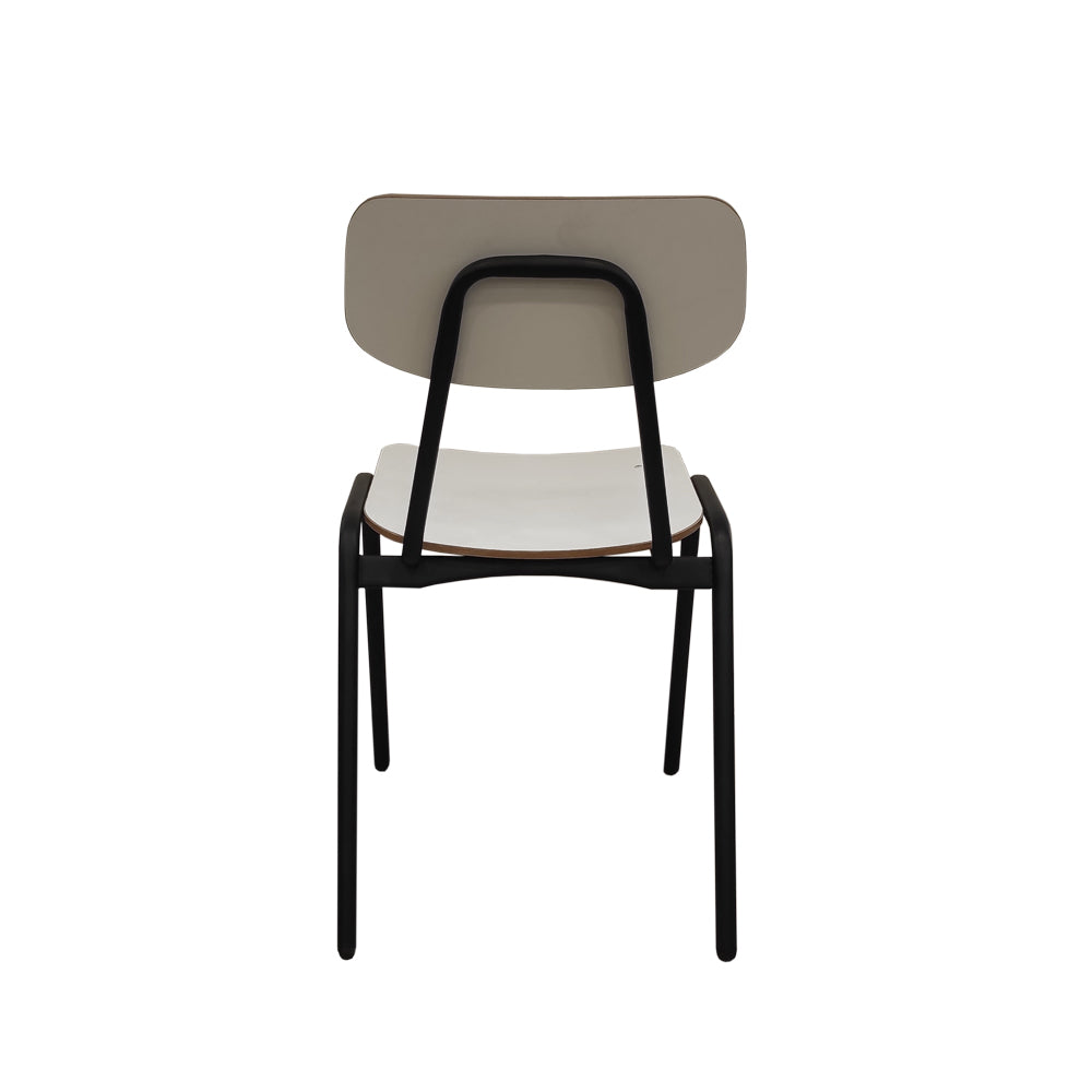 Silla Casino blanca diseño clásico